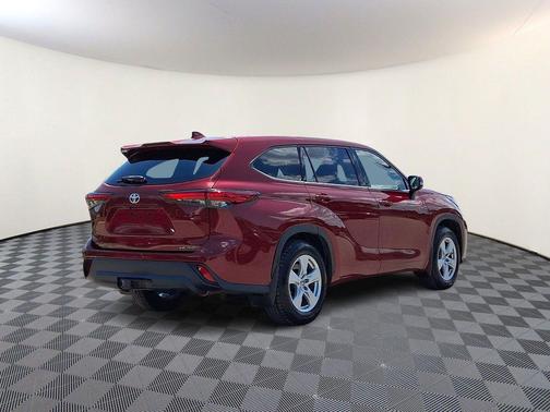 Ruby Flare Pearl 2020 Toyota Highlander LE