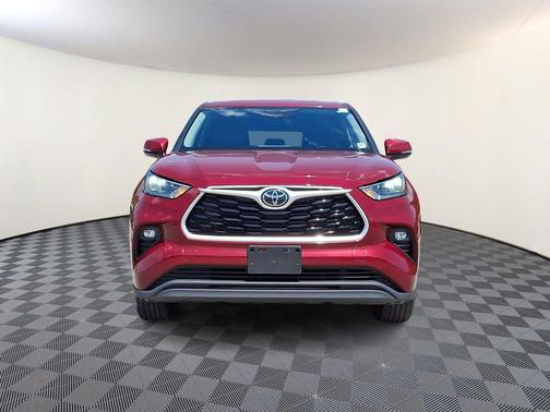 Ruby Flare Pearl 2020 Toyota Highlander LE