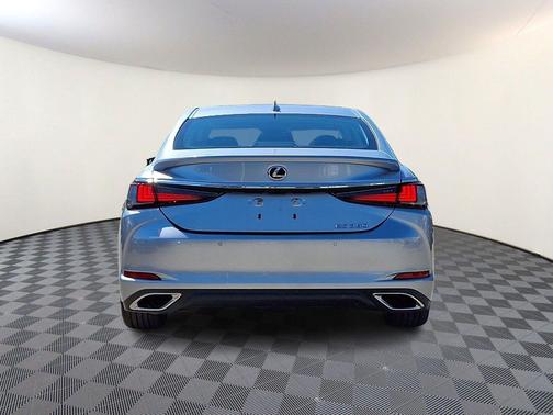 Iridium 2024 Lexus ES 350 Base