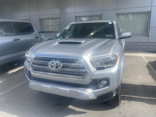 2016 Toyota Tacoma TRD Sport