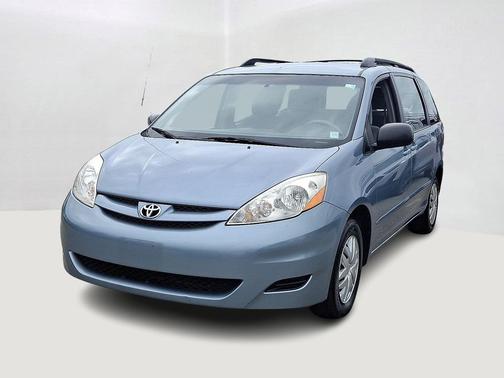 2010 Toyota Sienna CE