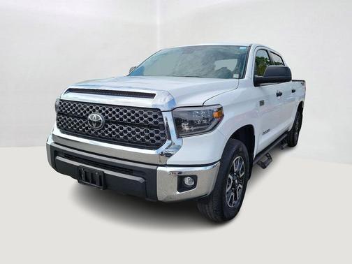 Super White 2020 Toyota Tundra SR5