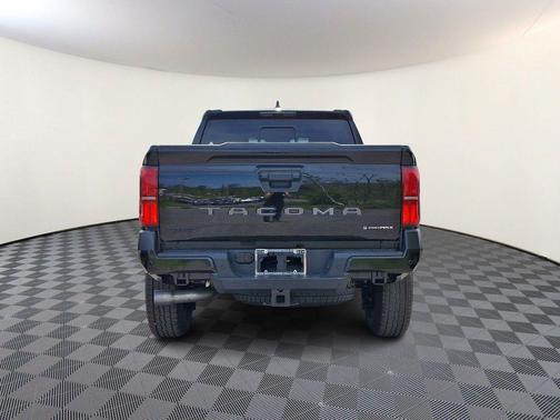 0202 2026 Toyota Tacoma Hybrid TRD Off Road