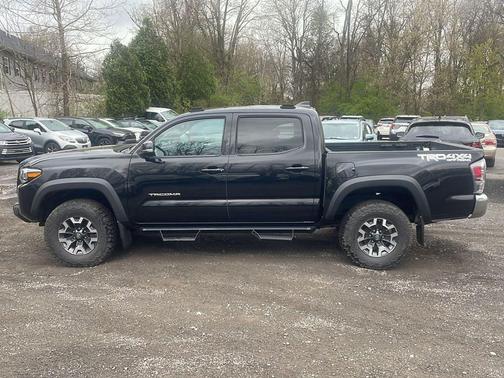 Midnight Black Metallic 2021 Toyota Tacoma TRD Off Road