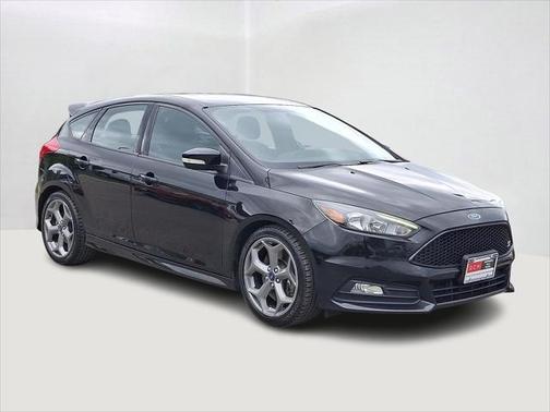 2017 Ford Focus ST
