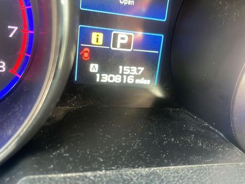Crystal White Pearl 2018 Subaru Outback 2.5i Premium