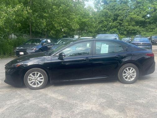 Black 2025 Toyota Camry LE