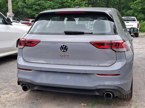 Moonstone Gray 2024 Volkswagen Golf GTI 2.0T SE DSG