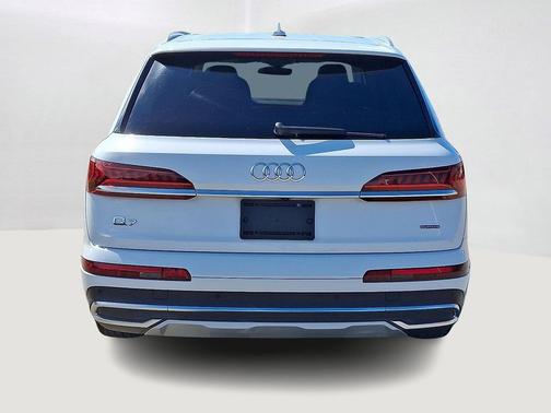 2021 Audi Q7 55 Premium