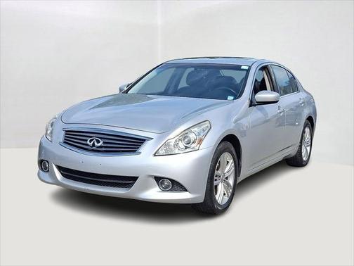 2013 INFINITI G37x Base