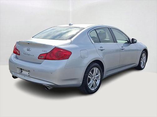 2013 INFINITI G37x Base