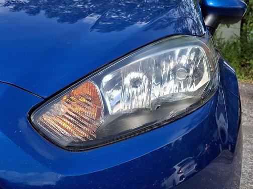 Lightning Blue 2019 Ford Fiesta SE