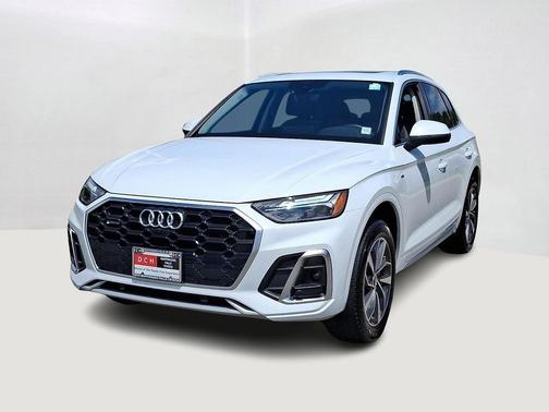 2022 Audi Q5 45 S line Premium Plus