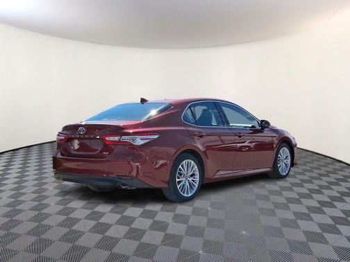 Ruby Flare Pearl 2020 Toyota Camry XLE