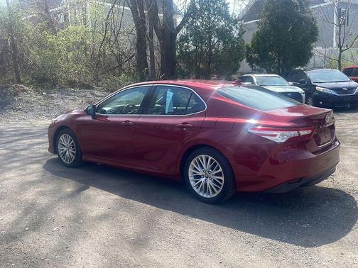 Ruby Flare Pearl 2020 Toyota Camry XLE