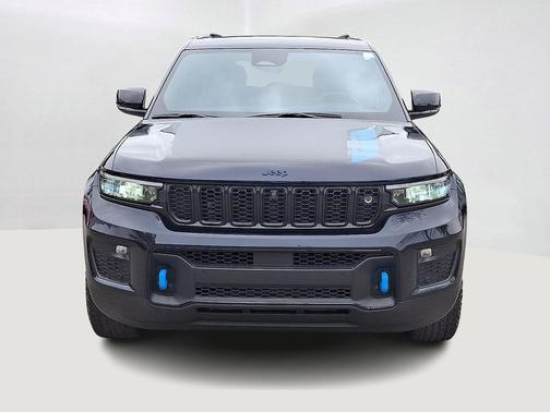 2023 Jeep Grand Cherokee 4xe Trailhawk