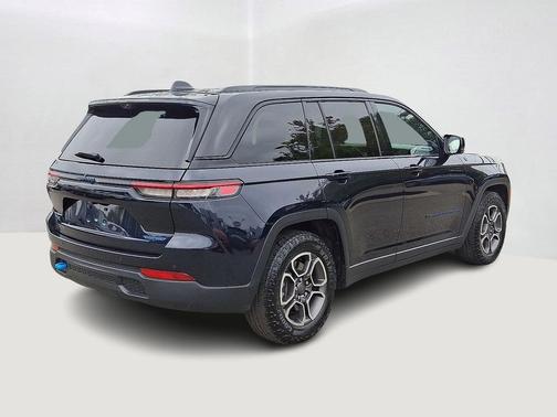 2023 Jeep Grand Cherokee 4xe Trailhawk