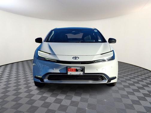 Pearl 2024 Toyota Prius Prime XSE