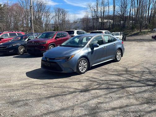 Celestite 2025 Toyota Corolla LE