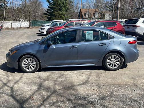 Celestite 2025 Toyota Corolla LE