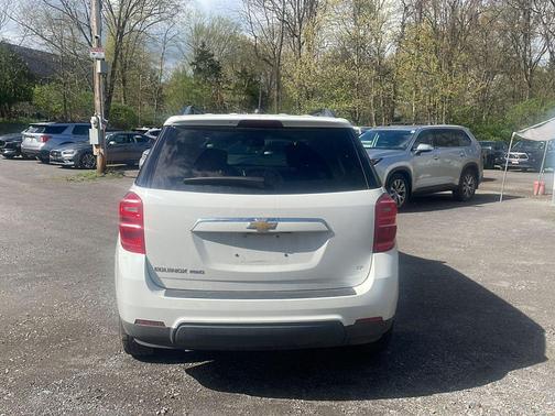 Summit White 2017 Chevrolet Equinox 1LT