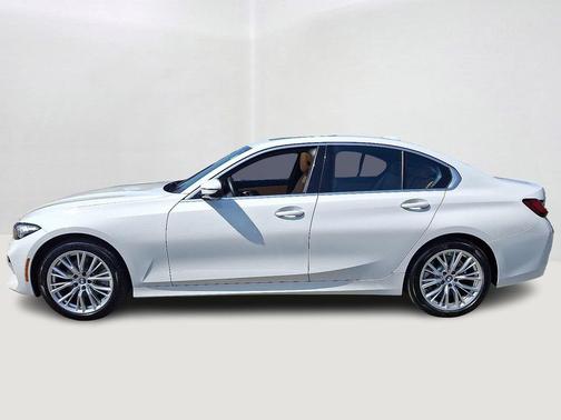 2024 BMW 330 i xDrive