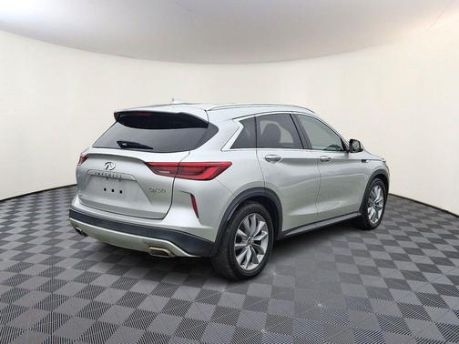 2019 INFINITI QX50 Luxe