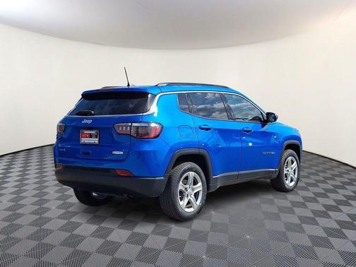 Laser Blue Pearlcoat 2023 Jeep Compass Latitude