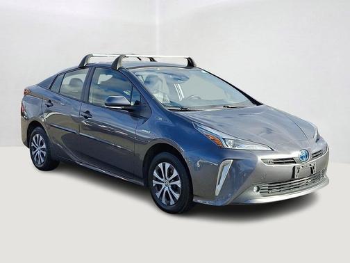 2022 Toyota Prius XLE