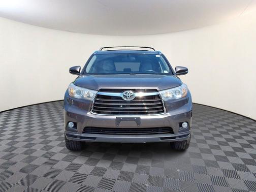 Predawn Gray Mica 2015 Toyota Highlander XLE