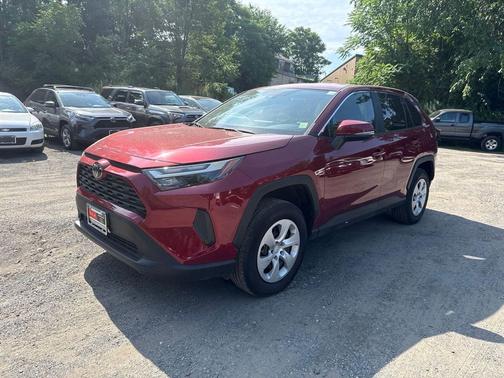 Pearl 2025 Toyota RAV4 LE