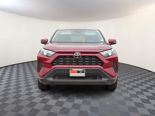 Pearl 2025 Toyota RAV4 LE