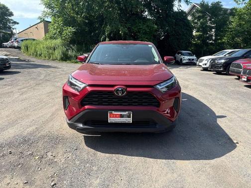 Pearl 2025 Toyota RAV4 LE