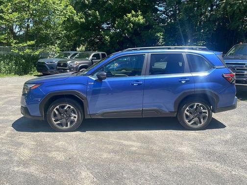 Daybreak Blue Pearl 2025 Subaru Forester Hybrid Premium