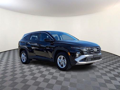 Phantom Black 2025 Hyundai TUCSON SE
