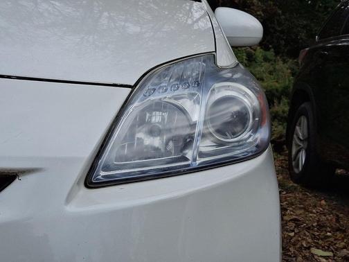 Blizzard Pearl 2010 Toyota Prius IV