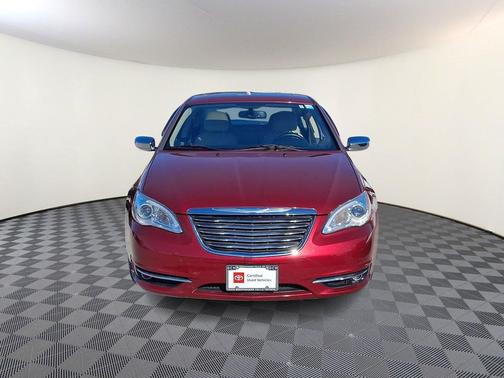 2012 Chrysler 200 Limited