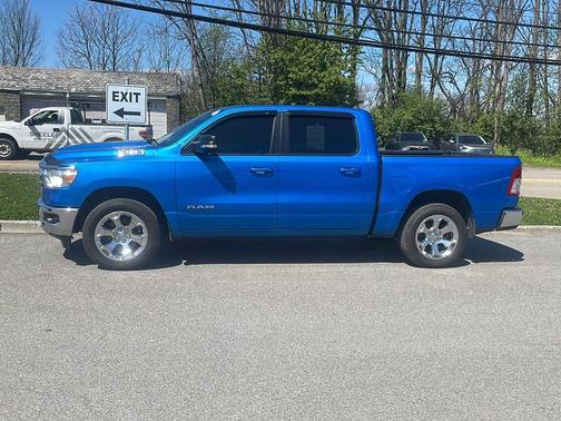 Hydro Blue Pearlcoat 2022 RAM 1500 Big Horn/Lone Star