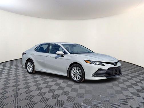 Ice Edge 2023 Toyota Camry LE