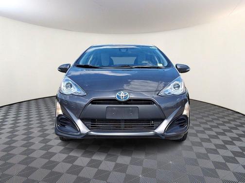 Magnetic Gray Metallic 2017 Toyota Prius c One