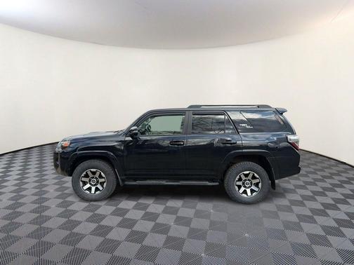 Midnight Black Metallic 2019 Toyota 4Runner TRD Off Road Premium