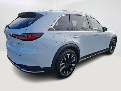 2024 Mazda CX-90 PHEV Premium