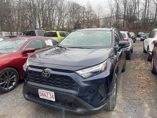 2024 Toyota RAV4 XLE