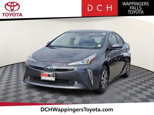 2021 Toyota Prius LE