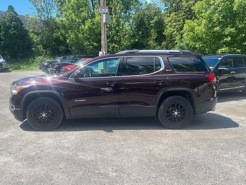 Black Cherry Metallic 2018 GMC Acadia SLT-1
