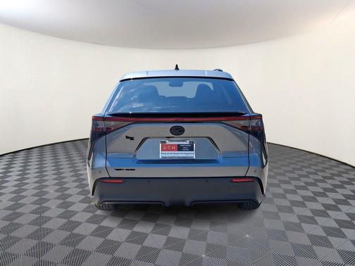 01l5 2026 Toyota bZ XLE
