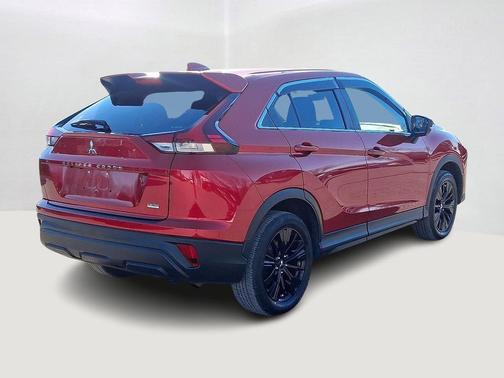 2022 Mitsubishi Eclipse Cross LE
