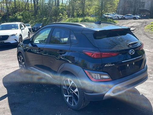 Ultra Black 2022 Hyundai KONA Limited