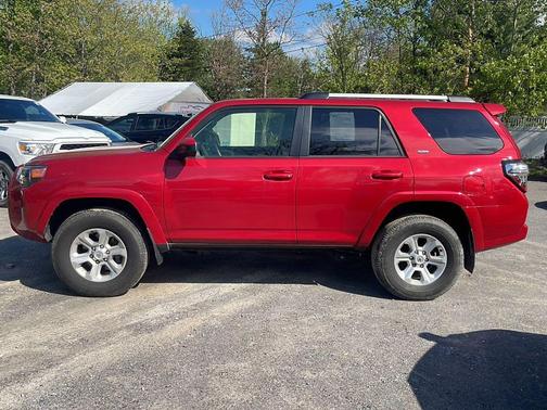 Barcelona Red Metallic 2024 Toyota 4Runner SR5