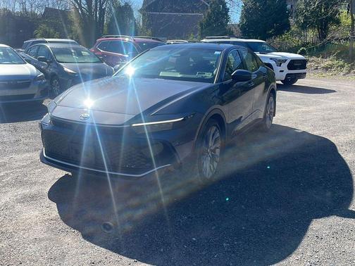 Magnetic Gray Metallic 2024 Toyota Crown Limited